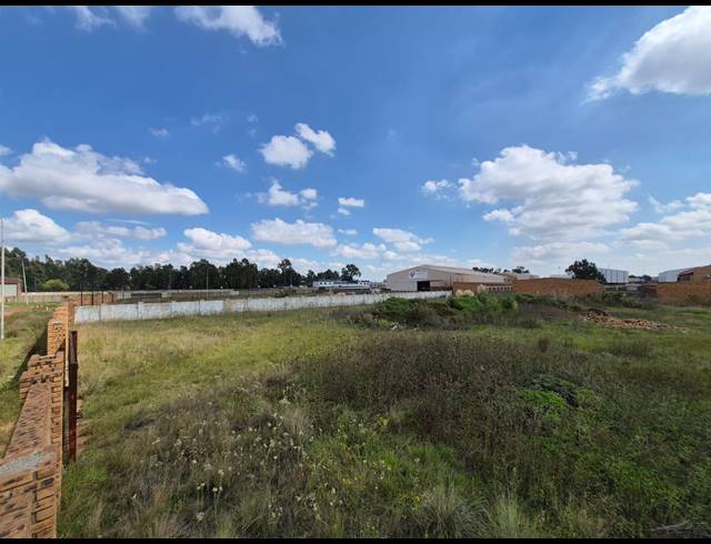 4,050M² VACANT LAND FOR SALE IN VAALPARK